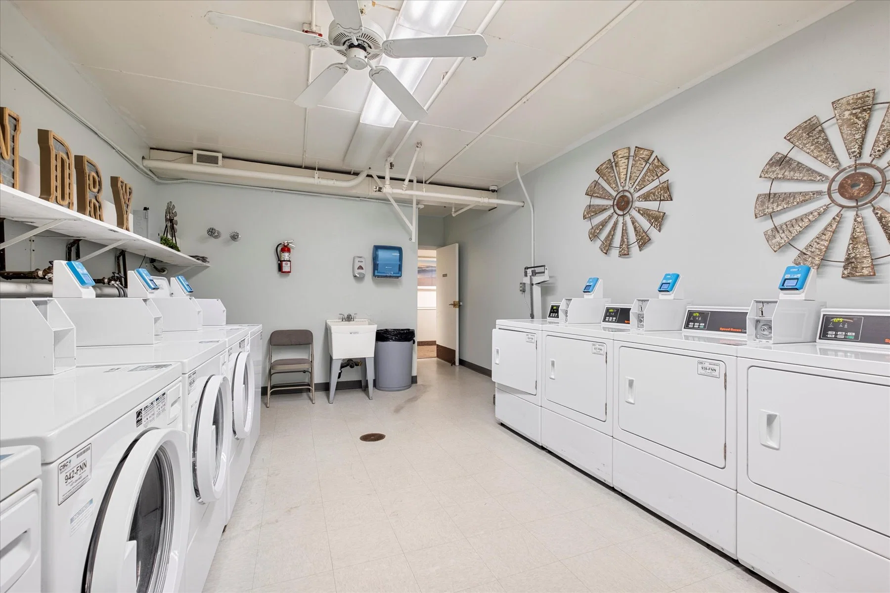 LIFE MANOR PARKSIDE