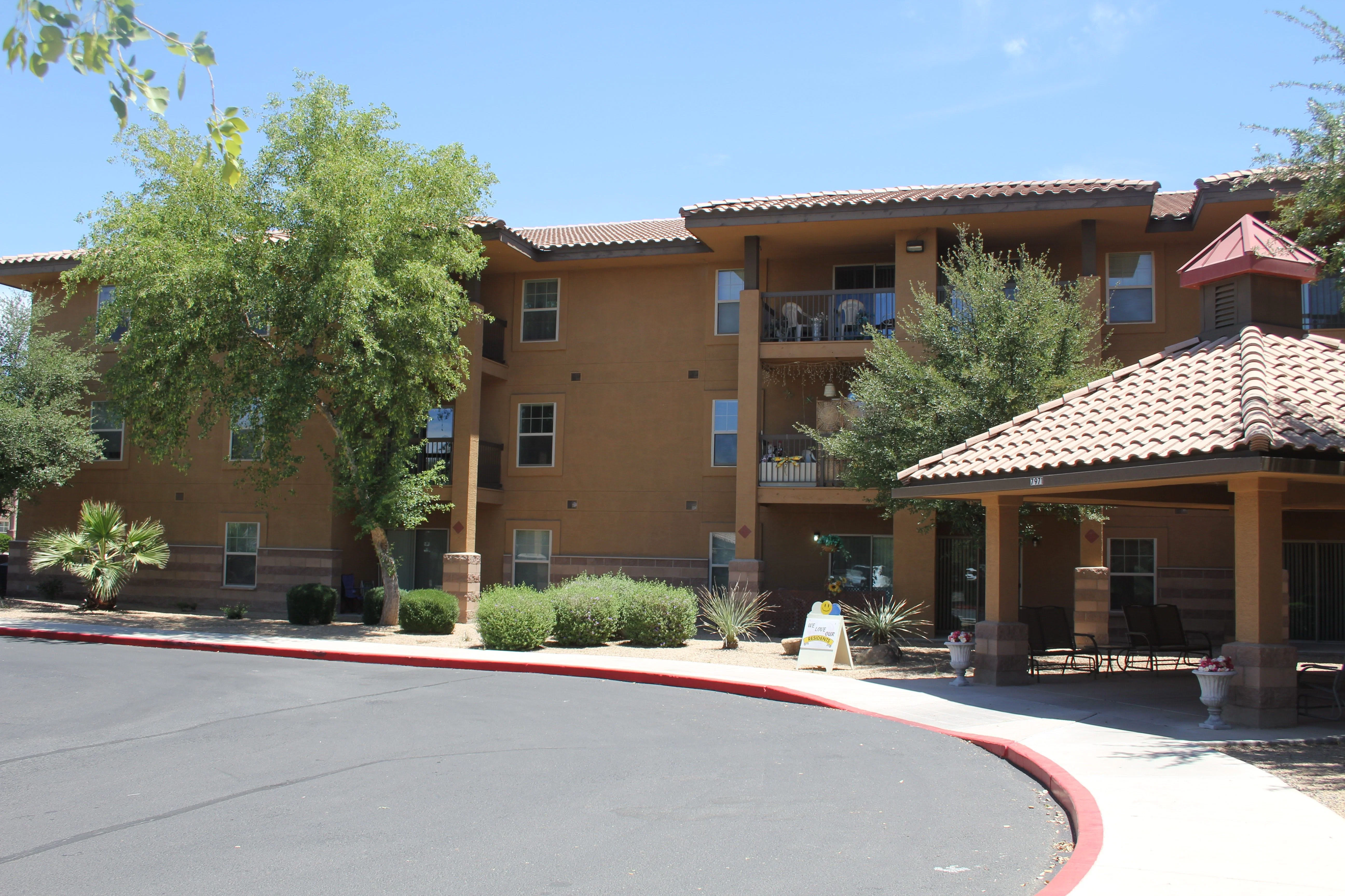Lifestyles of Glendale - Independent Living photo