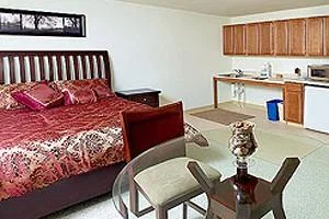 LINDEN LAKE SENIOR APARTMENTS