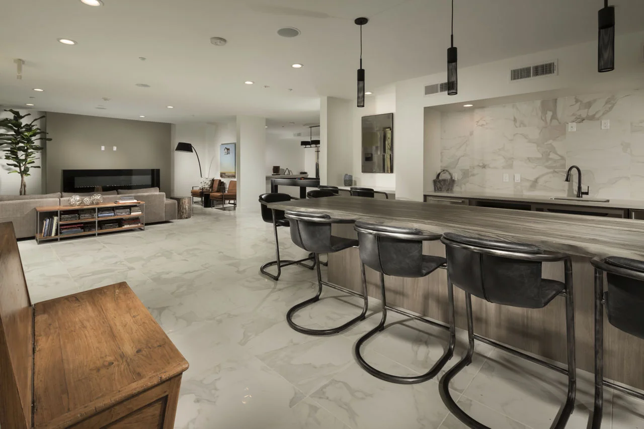 LUXE PASADENA