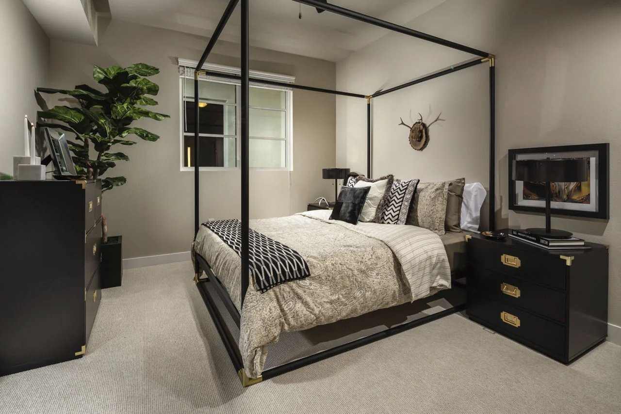 LUXE PASADENA