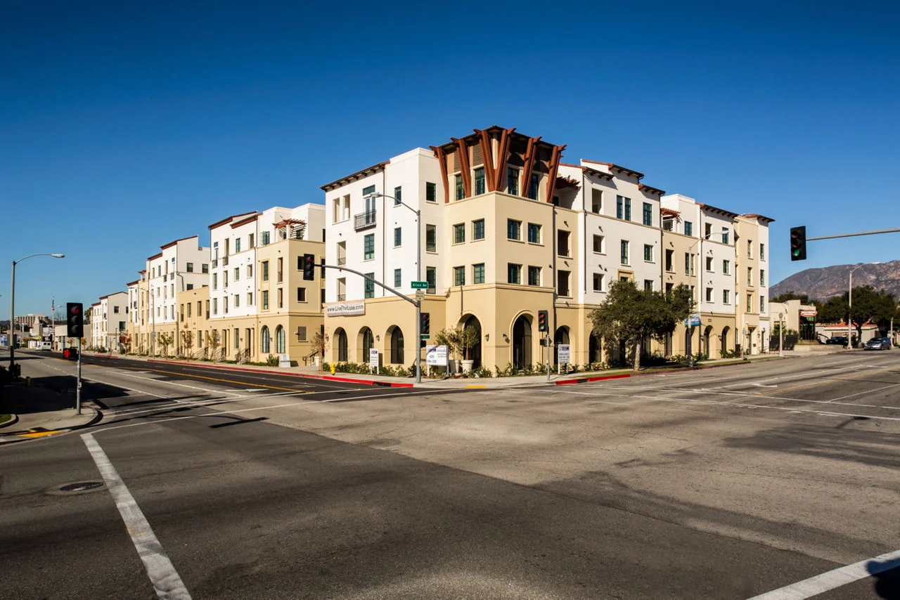 LUXE PASADENA