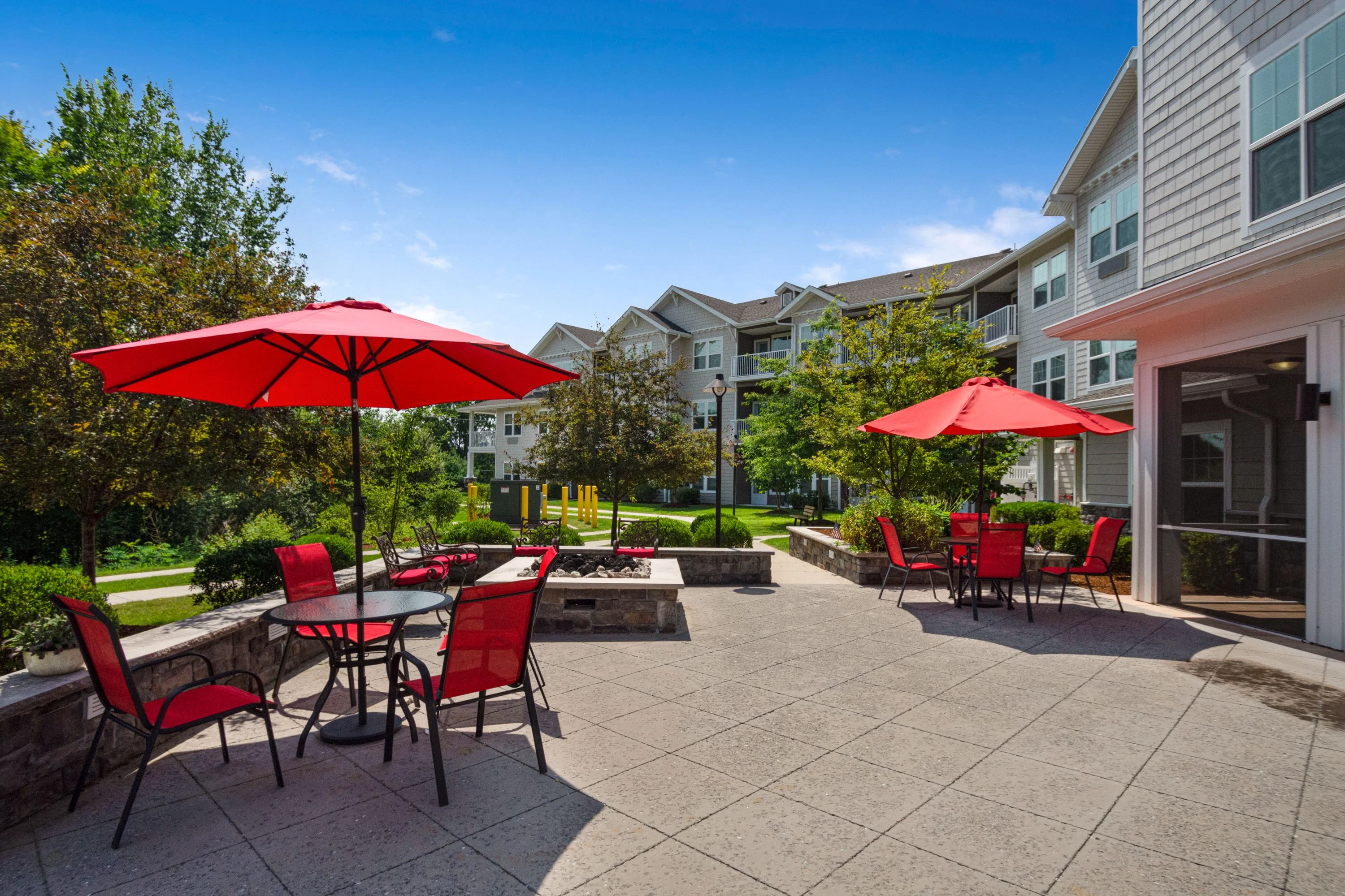 MAGNOLIA HEIGHTS GRACIOUS RETIREMENT LIVING