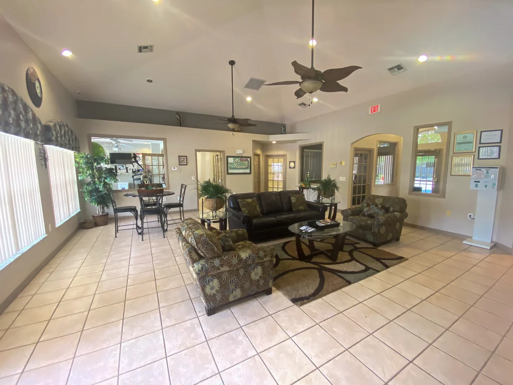 Magnolia Pointe Apartments
