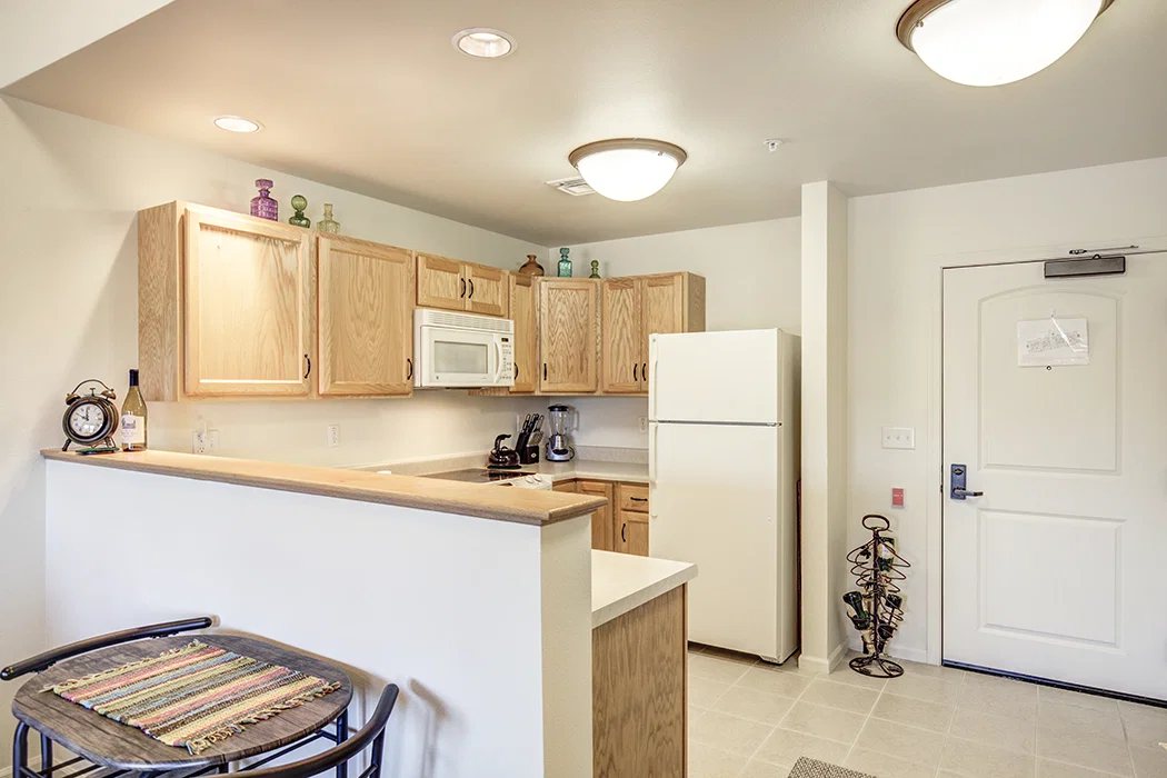 MAJESTIC RIM RETIREMENT LIVING