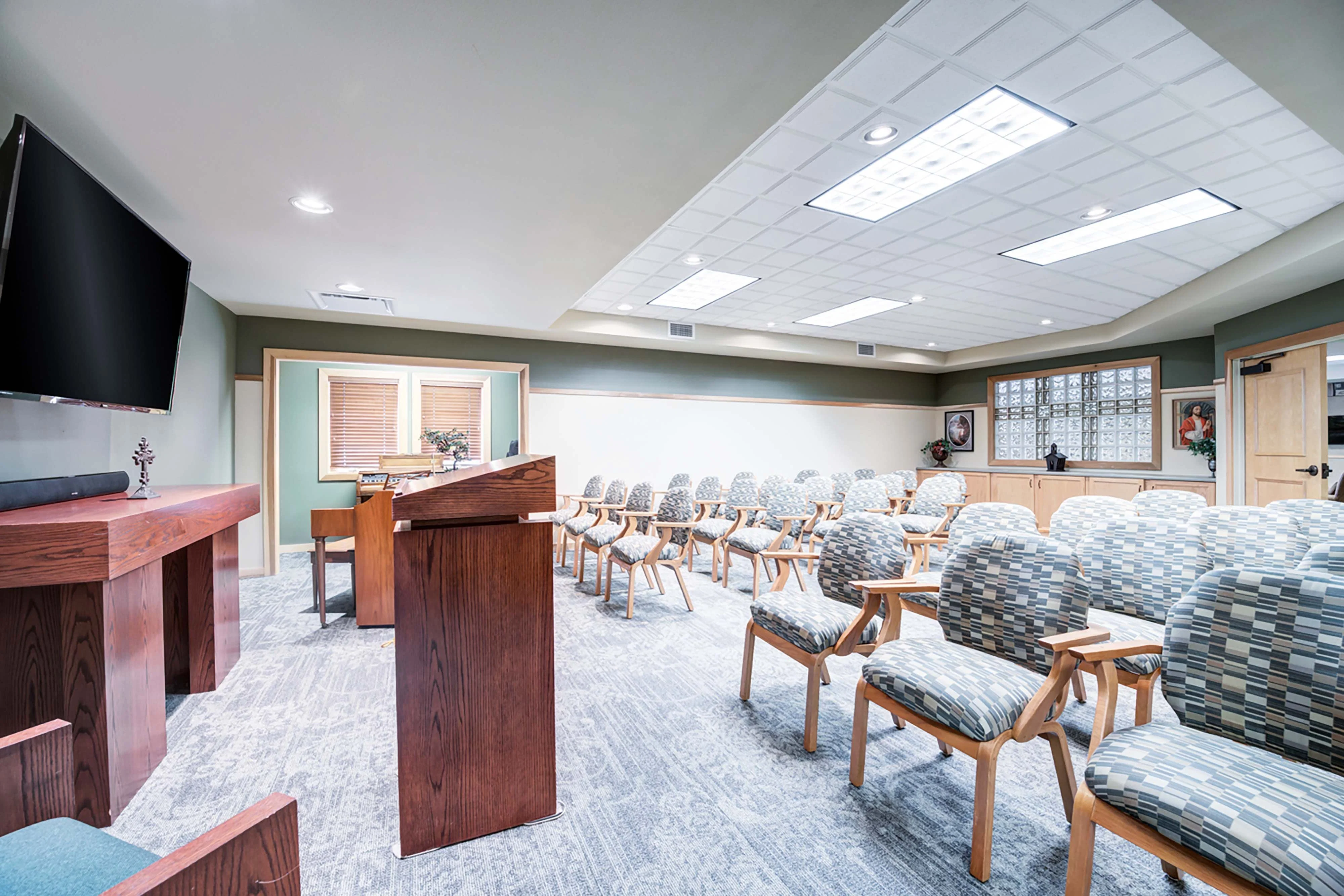 MAJESTIC RIM RETIREMENT LIVING
