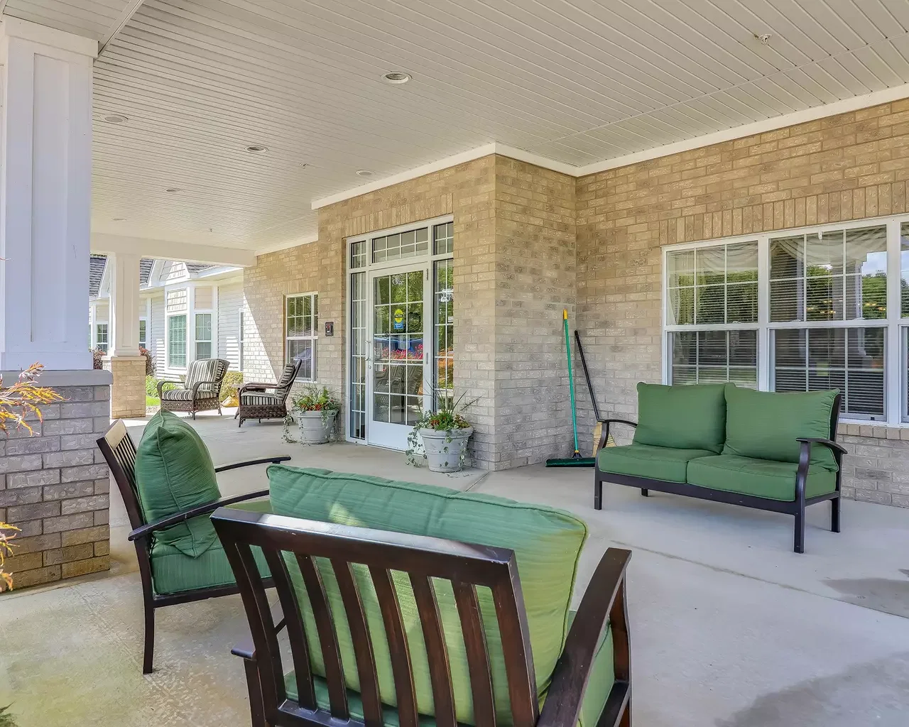 MAPLE LAKE ASSISTED LIVING & MEMORY CARE