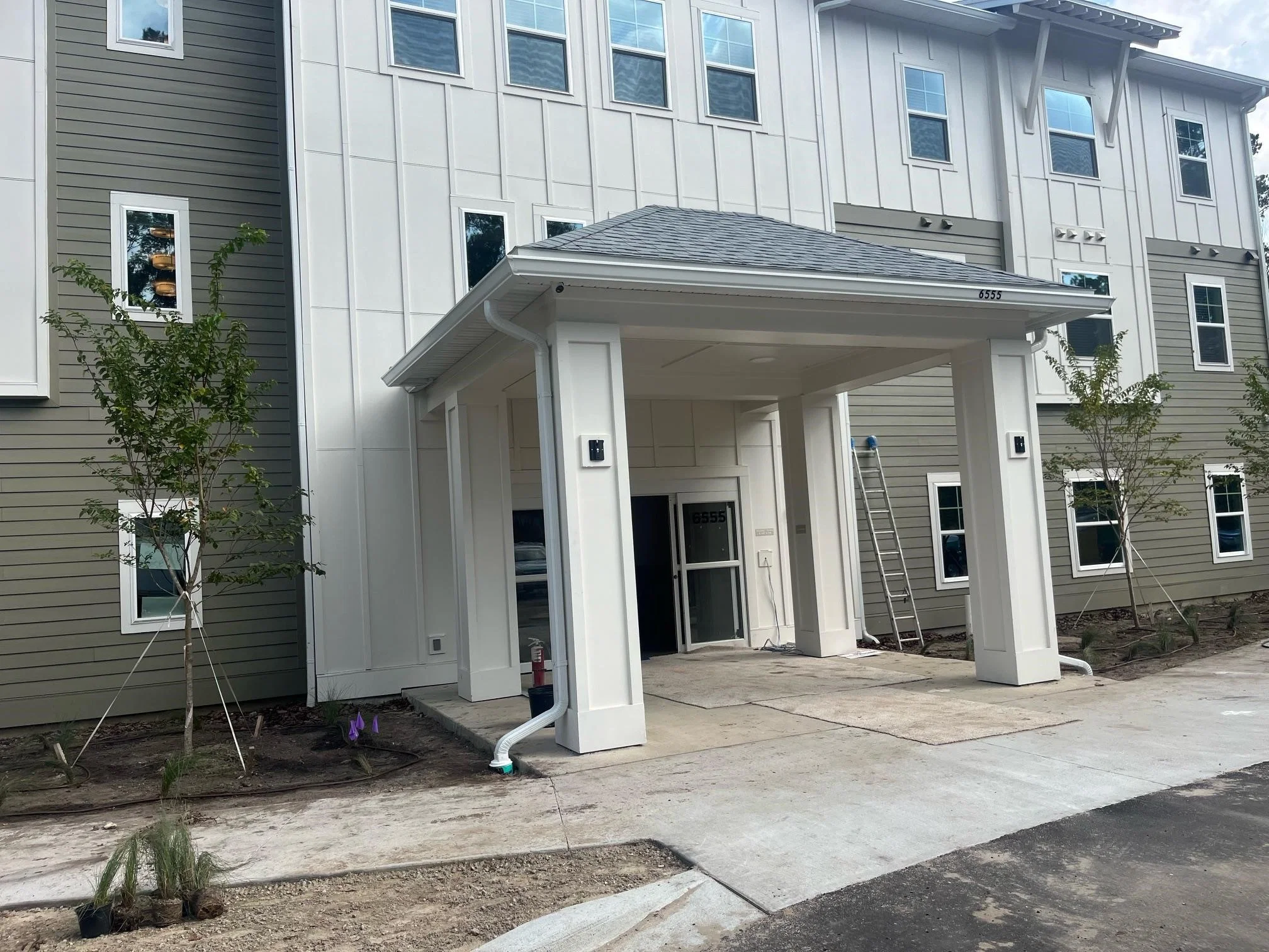MELISSA GROVE APARTMENTS