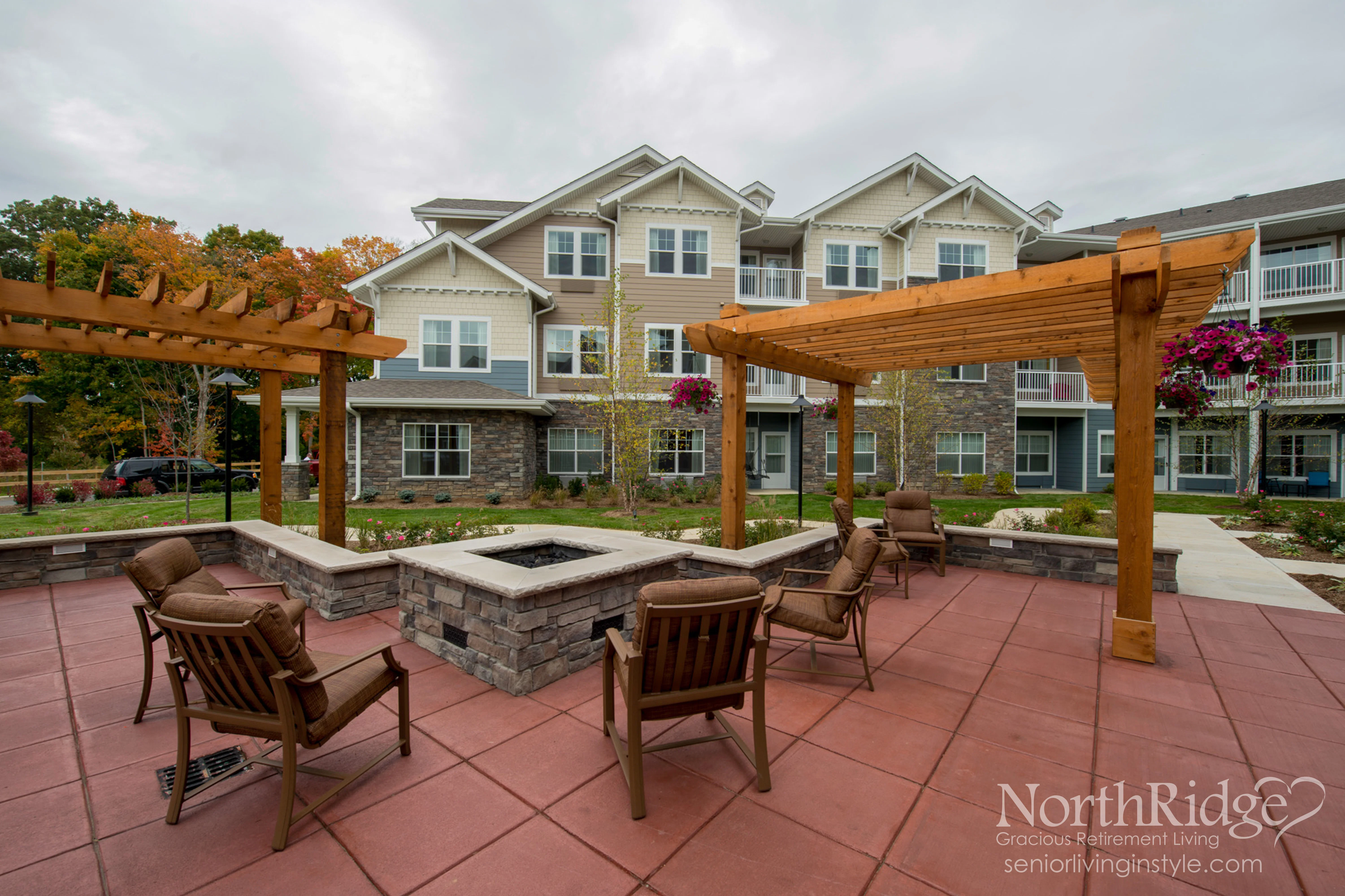 NORTHRIDGE GRACIOUS RETIREMENT