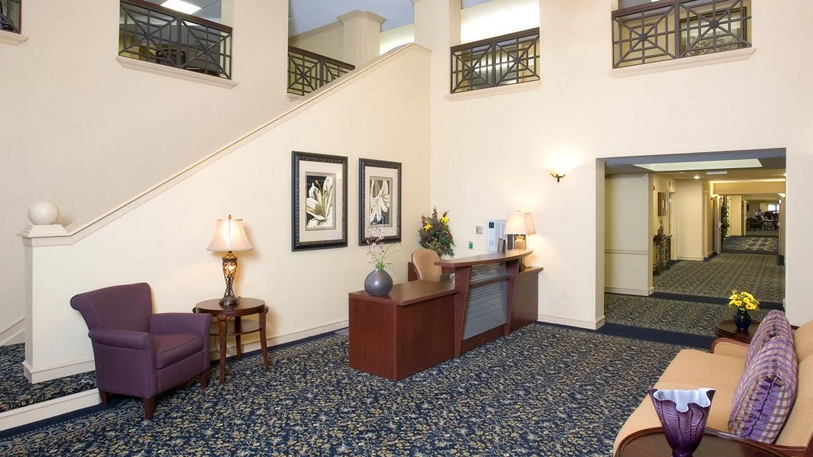 Oakmont Manor
