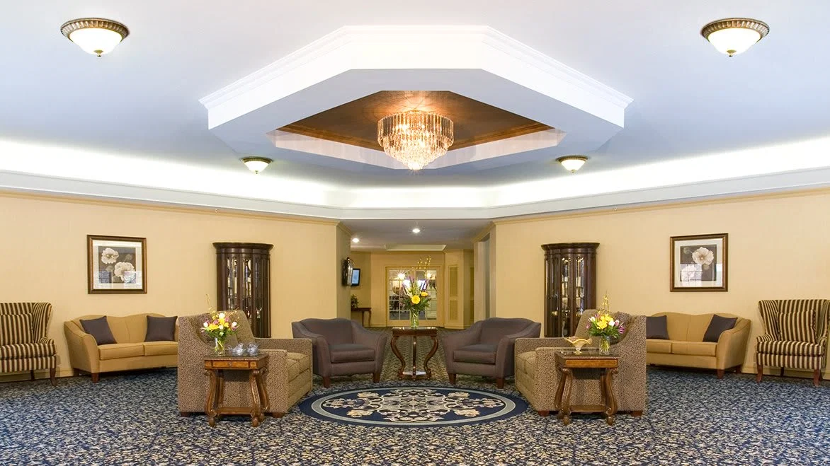 Oakmont Manor