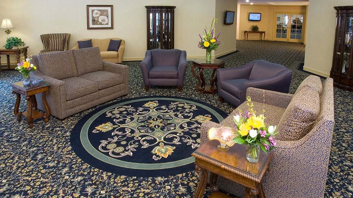 Oakmont Manor