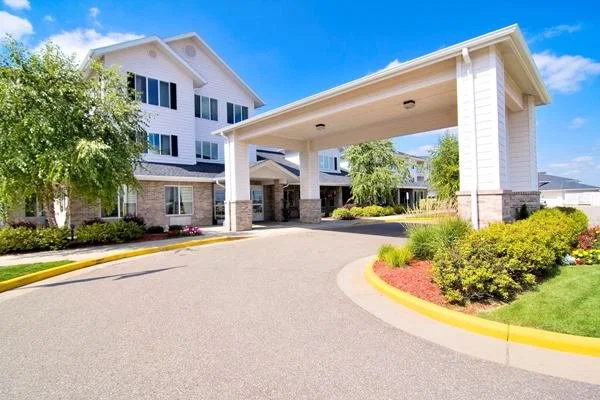 Oakwood Hills, a Sky Active Living Community - Independent Living photo