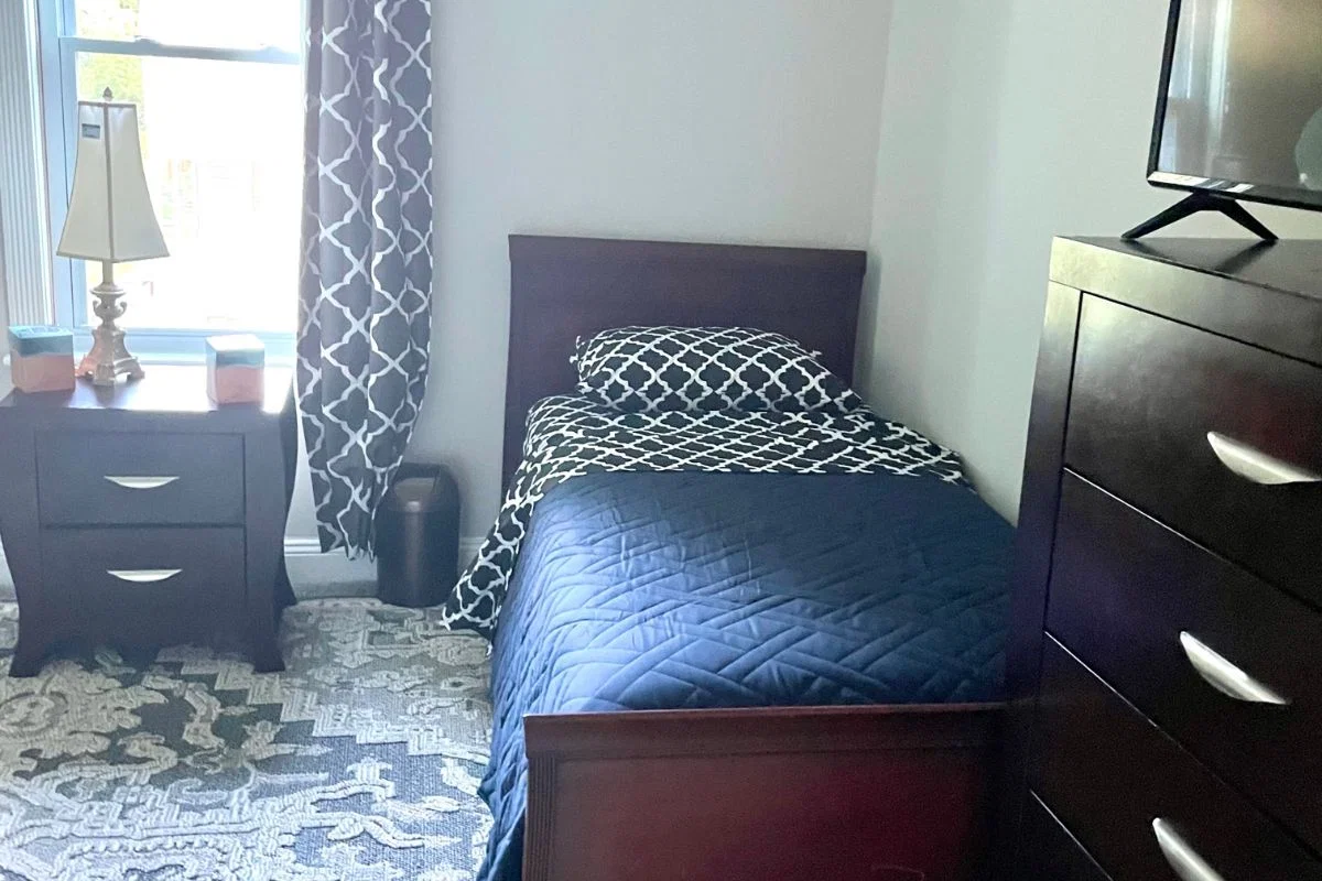 OPEN HAND'S ASSISTED LIVING FACILITY