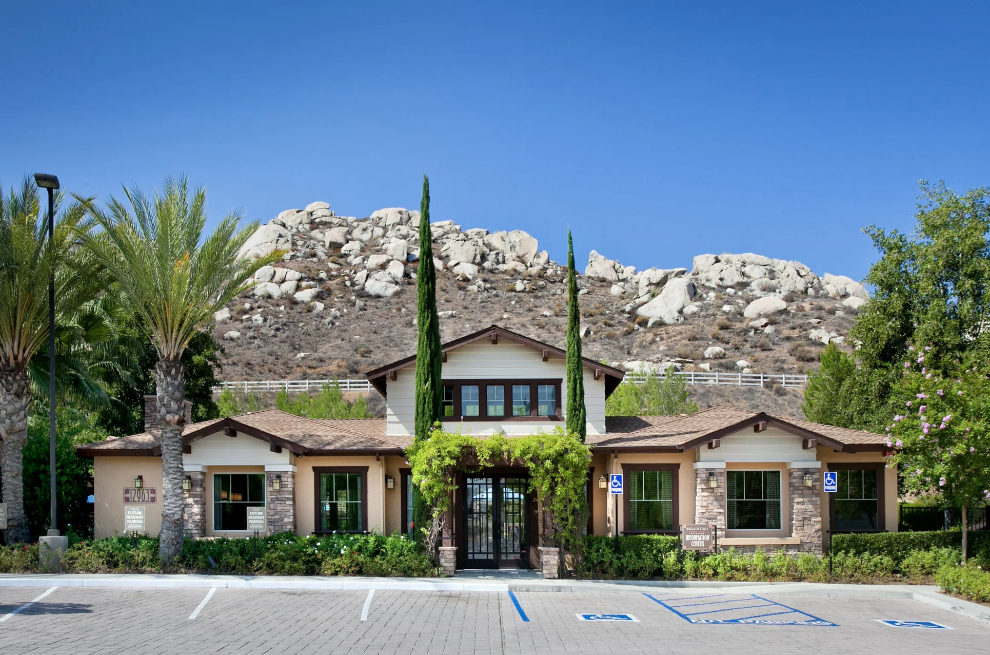 OVERLOOK AT RANCHO BELAGO APARTMENTS
