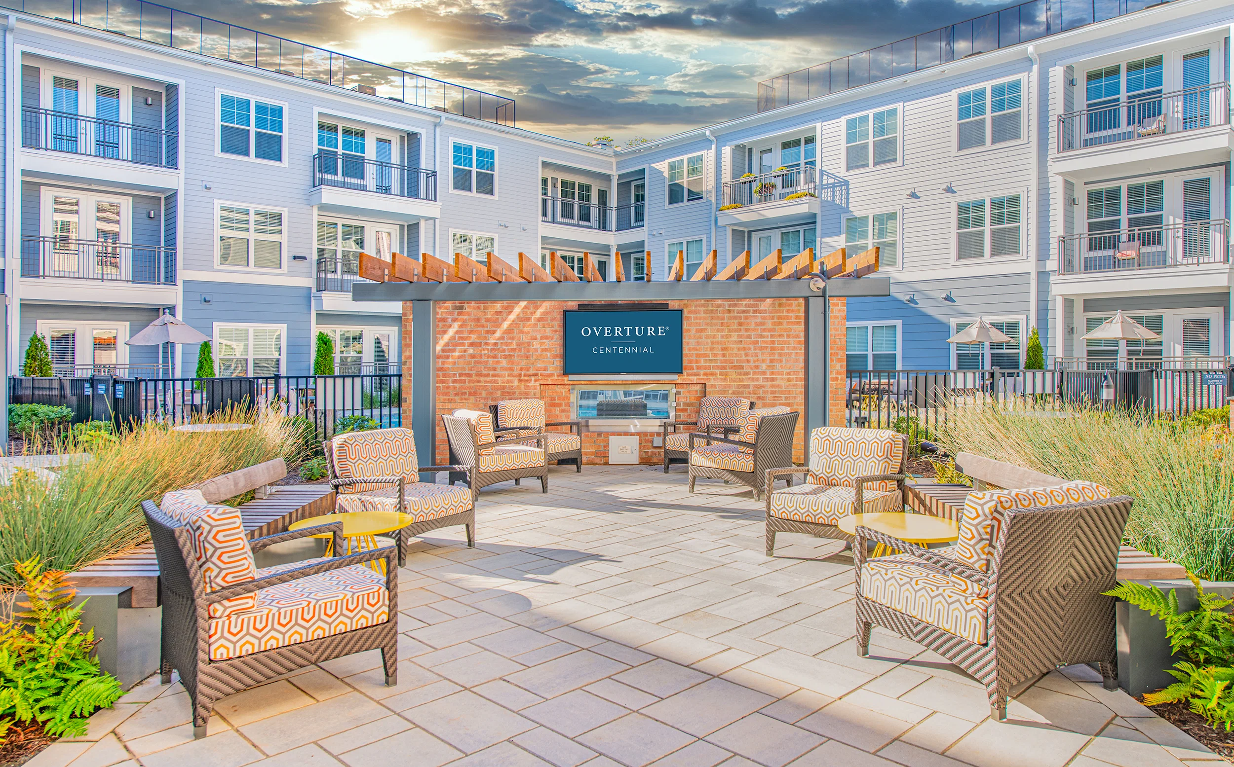 OVERTURE CENTENNIAL 55+ APARTMENT HOMES