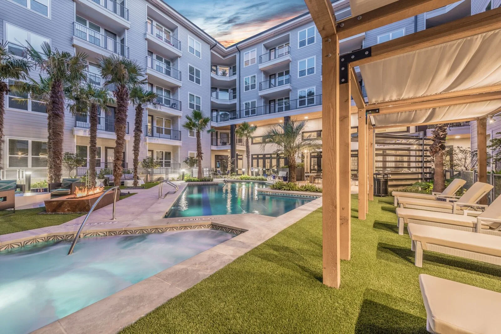 OVERTURE DOMAIN 55+ APARTMENT HOMES