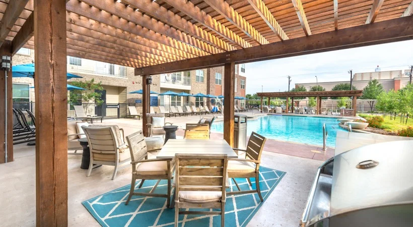 OVERTURE HIGHLANDS 55+ APARTMENT HOMES