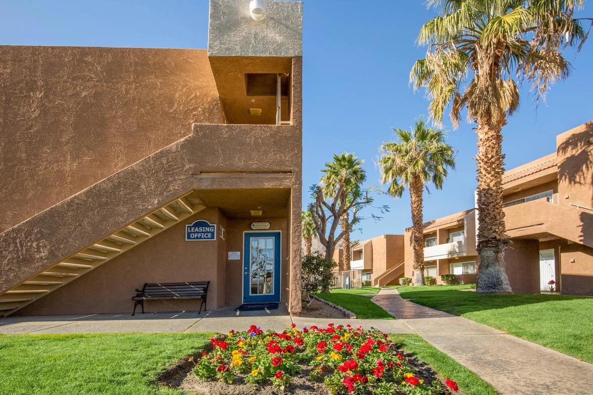 PALM SPRINGS VIEW APARTMENTS