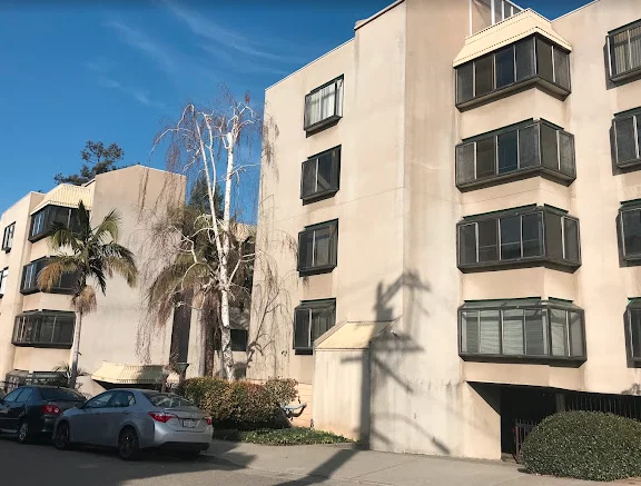 PARK GLENVIEW APARTMENTS