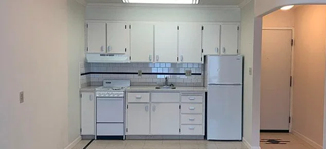 PARK GLENVIEW APARTMENTS