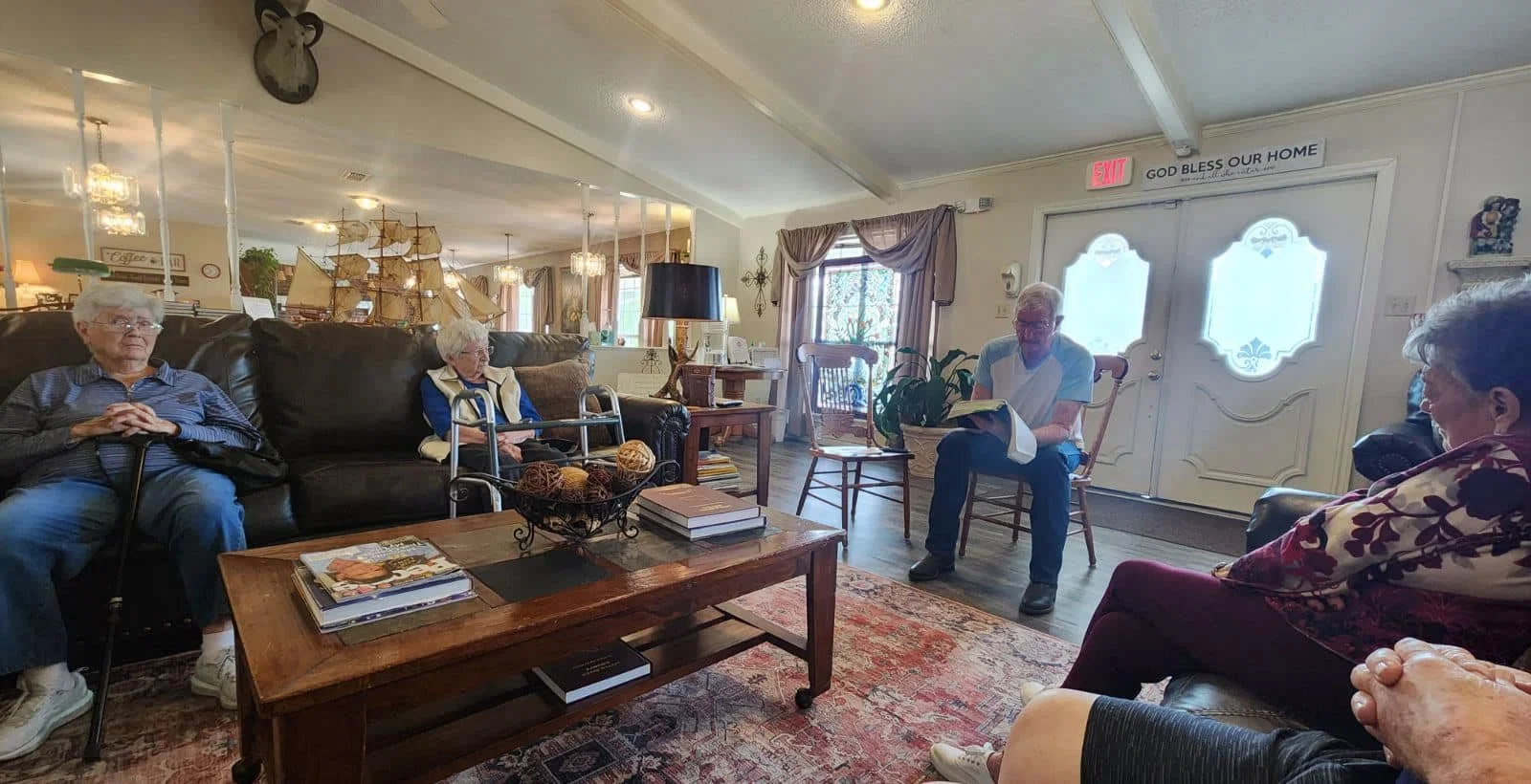 Pinecrest Retirement Lodge