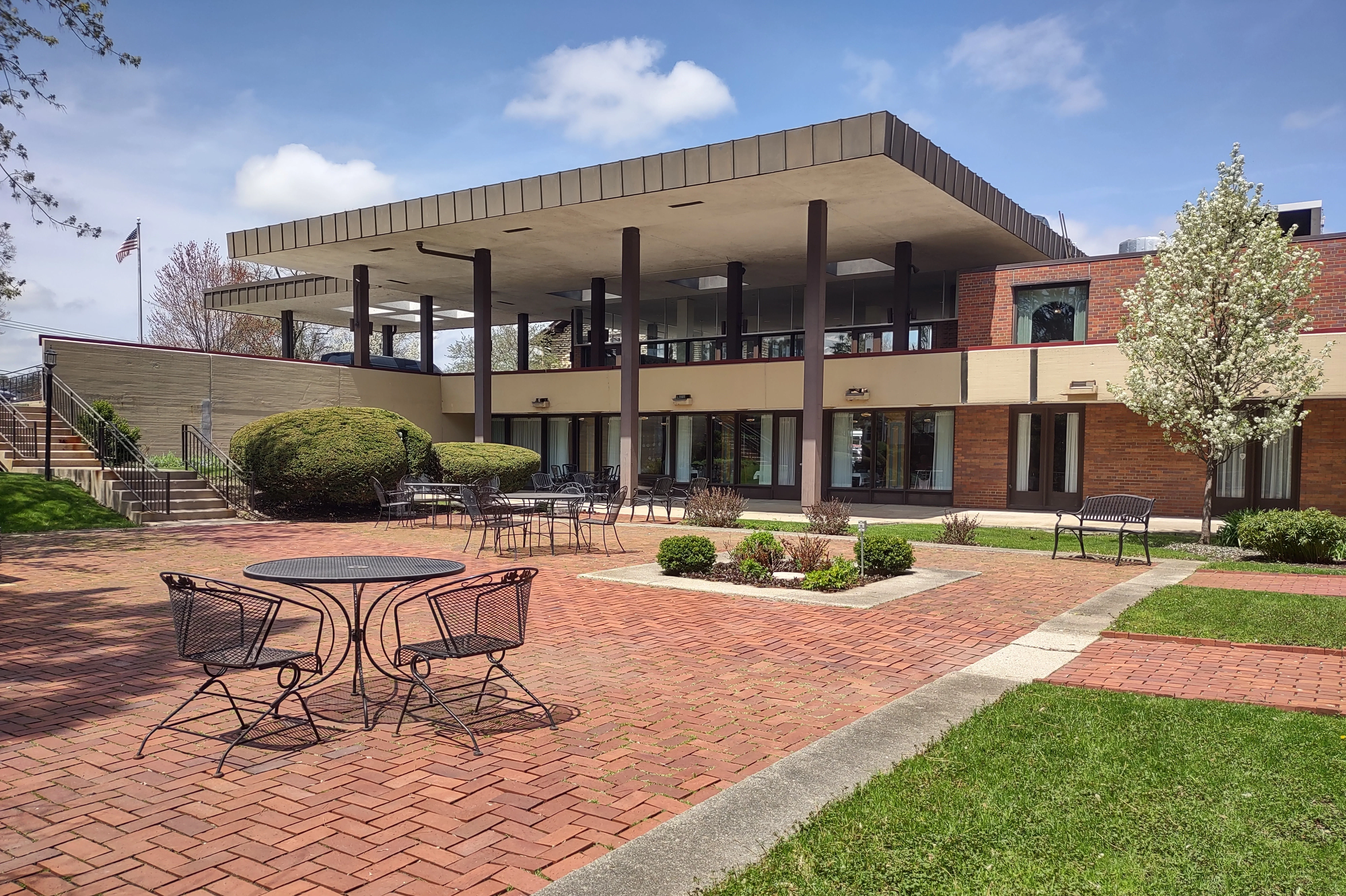 Plum Landing Retirement Community