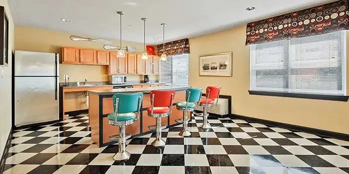 RAINIER MANOR I