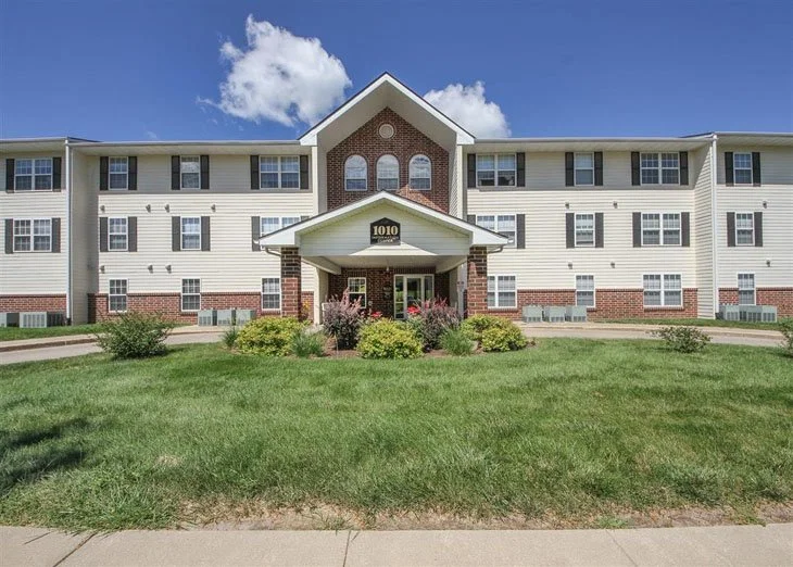 REGENCY HEIGHTS APARTMENTS
