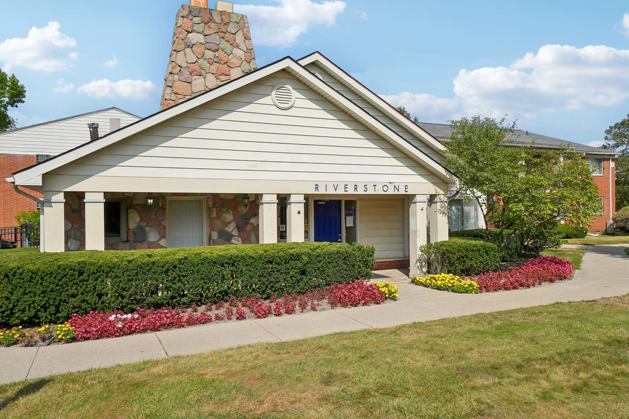 Riverstone Apartments - Independent Living photo