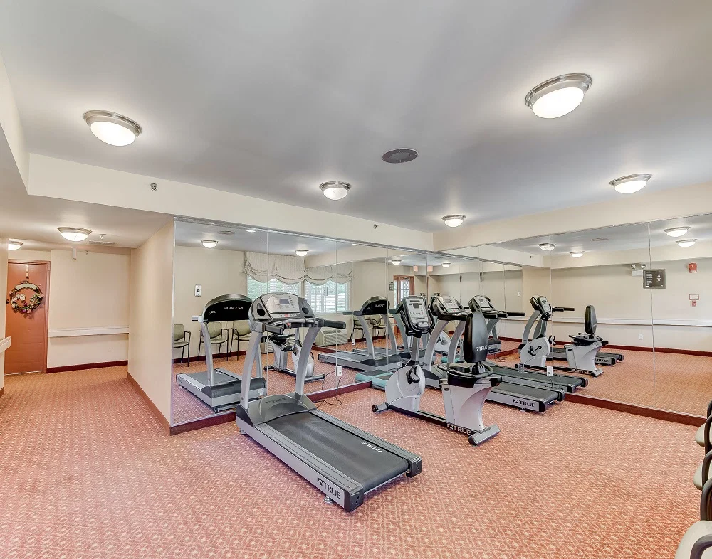 ROLLINGCREST COMMONS