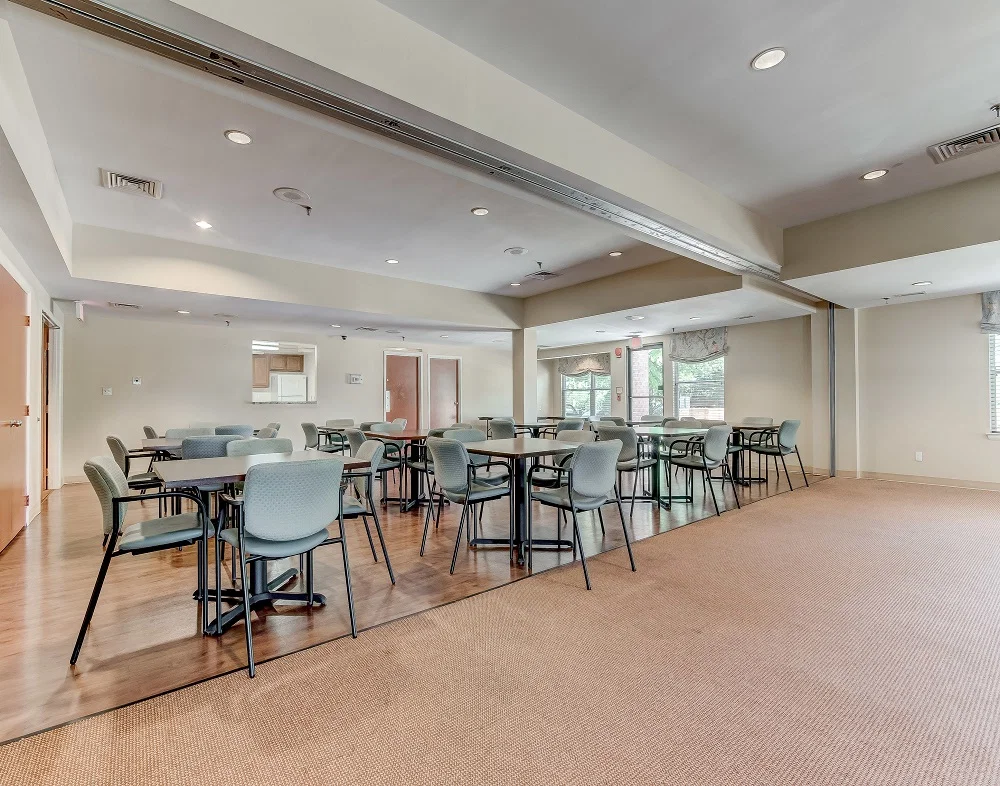 ROLLINGCREST COMMONS