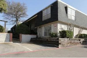 SANTA FE TRAILS APARTMENTS