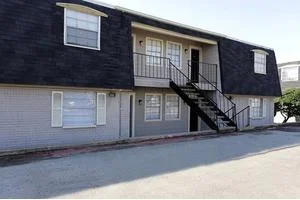 SANTA FE TRAILS APARTMENTS