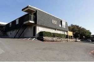 SANTA FE TRAILS APARTMENTS