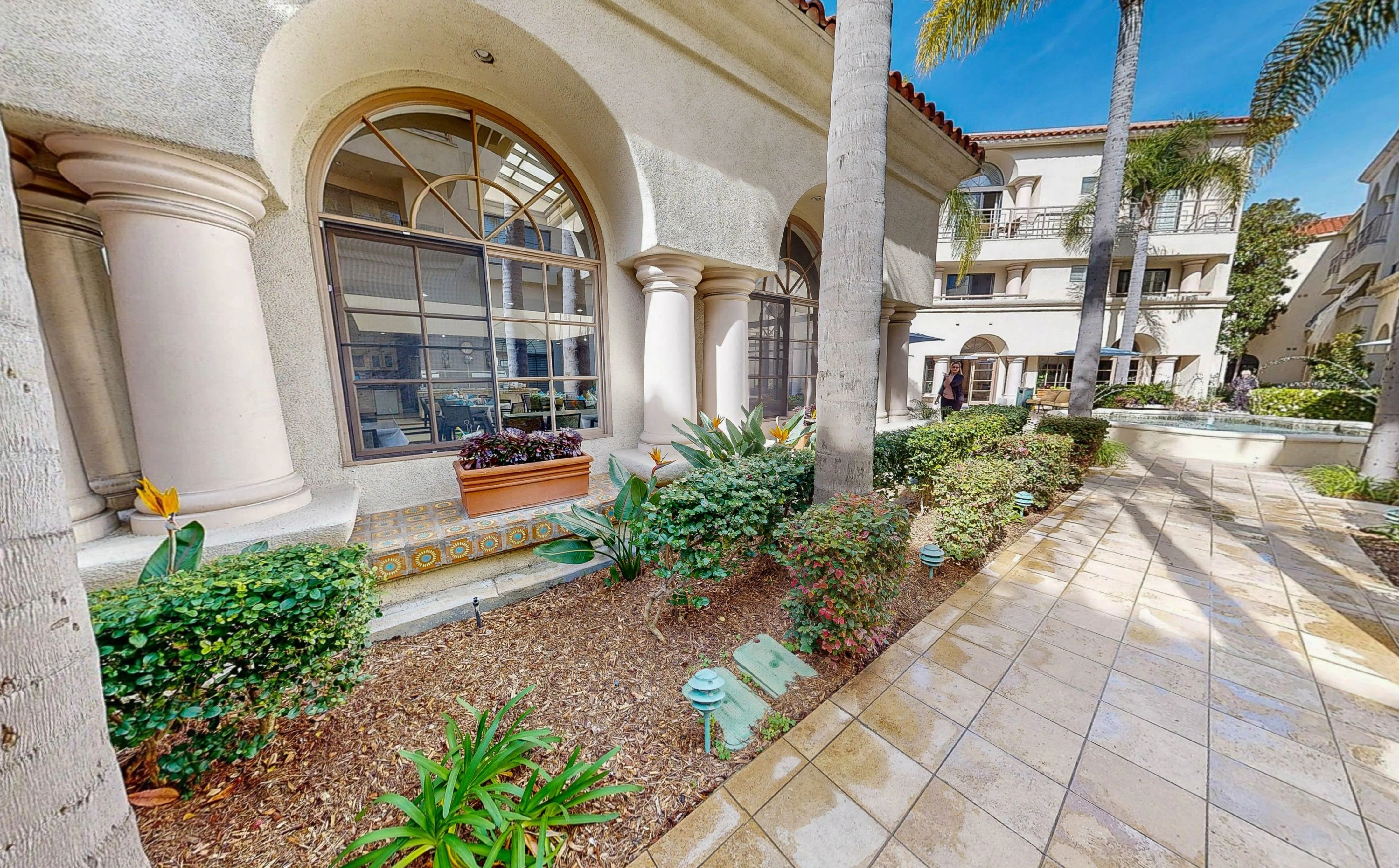 Savant Palm Court
