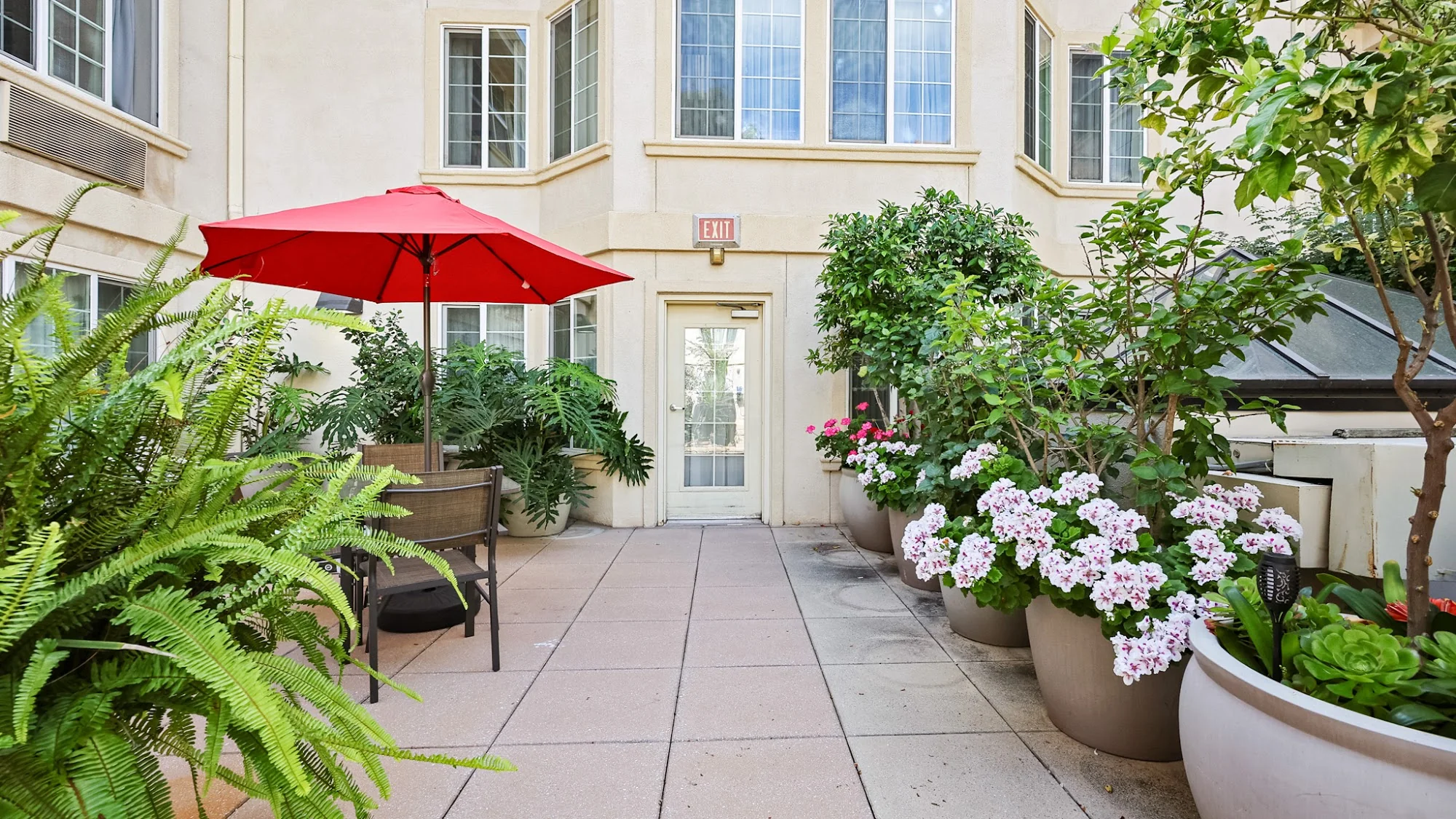 Scholl Canyon Estates Gracious Retirement Living