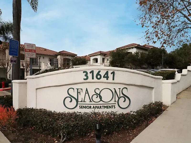 SEASONS SENIOR APARTMENTS