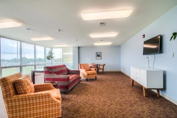 SENIOR SUITES OF BELLWOOD