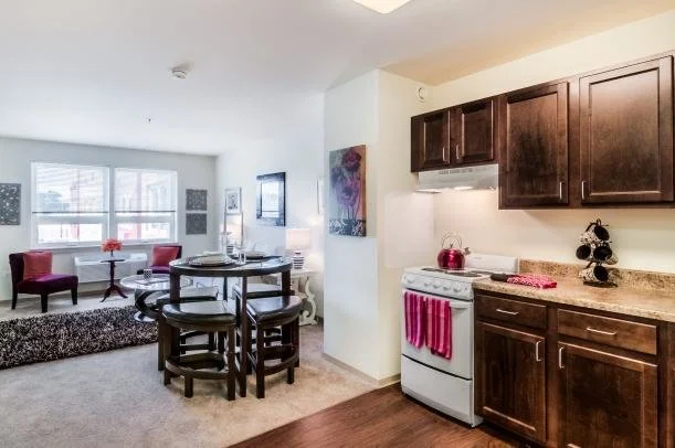 SENIOR SUITES OF BELLWOOD