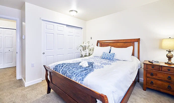 SHOREWOOD SENIOR LIVING