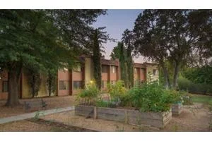SIERRA SUNRISE APARTMENTS