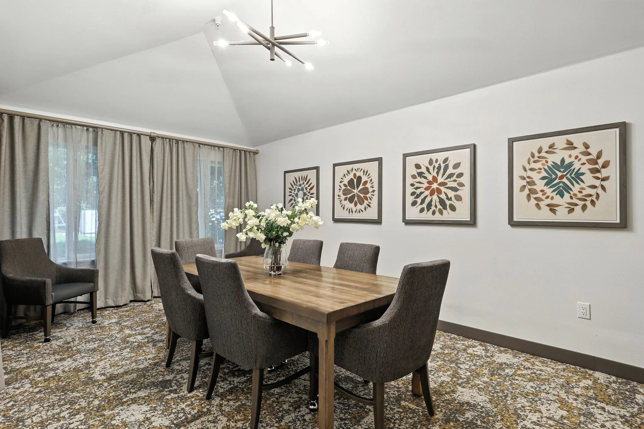 SOLISTA HICKORY BY COGIR
