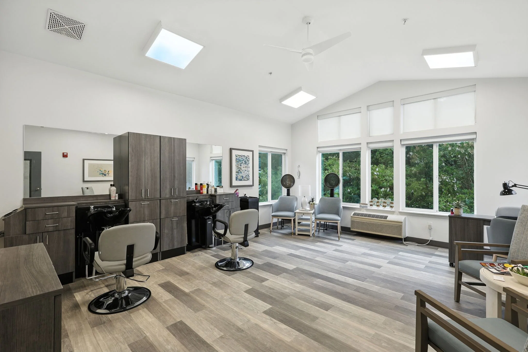 SOLISTA HICKORY BY COGIR