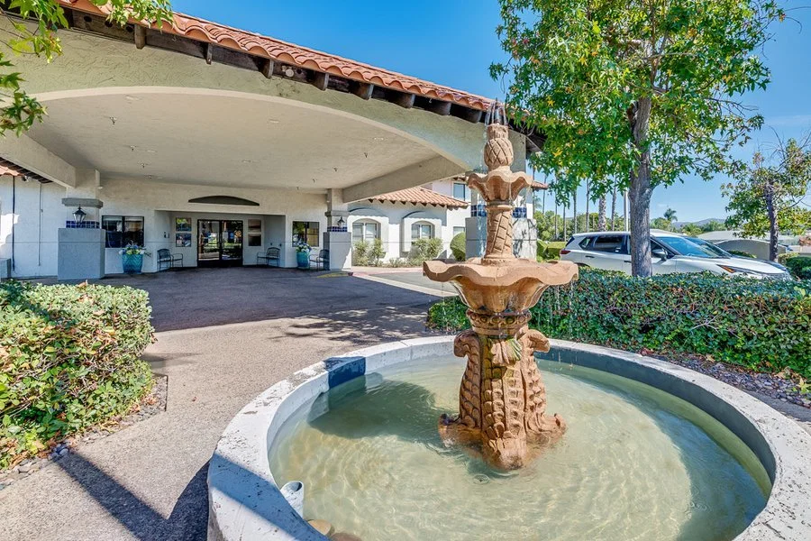 SOLSTICE SENIOR LIVING AT EL CAJON