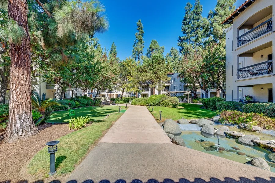 SOLSTICE SENIOR LIVING AT EL CAJON