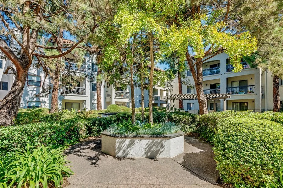 SOLSTICE SENIOR LIVING AT EL CAJON