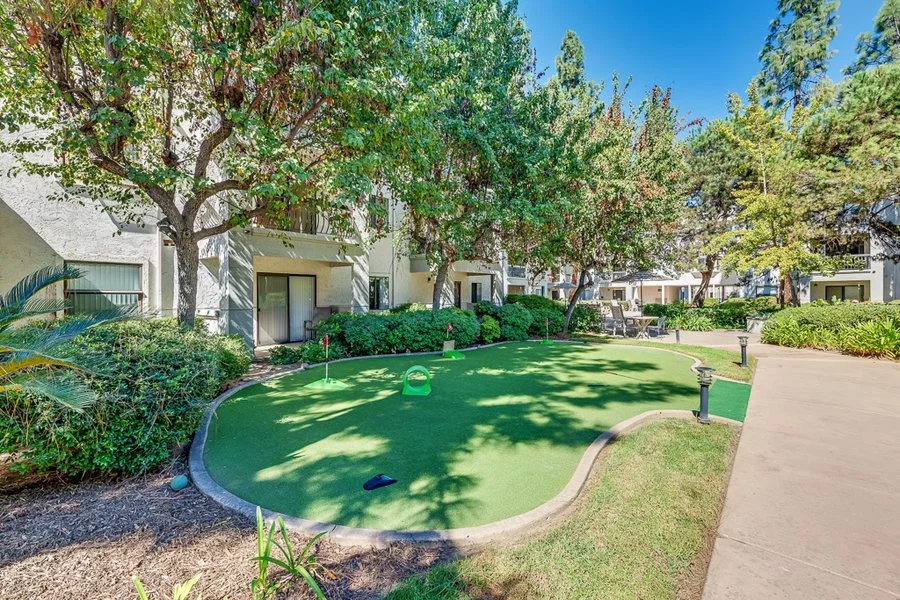 SOLSTICE SENIOR LIVING AT EL CAJON
