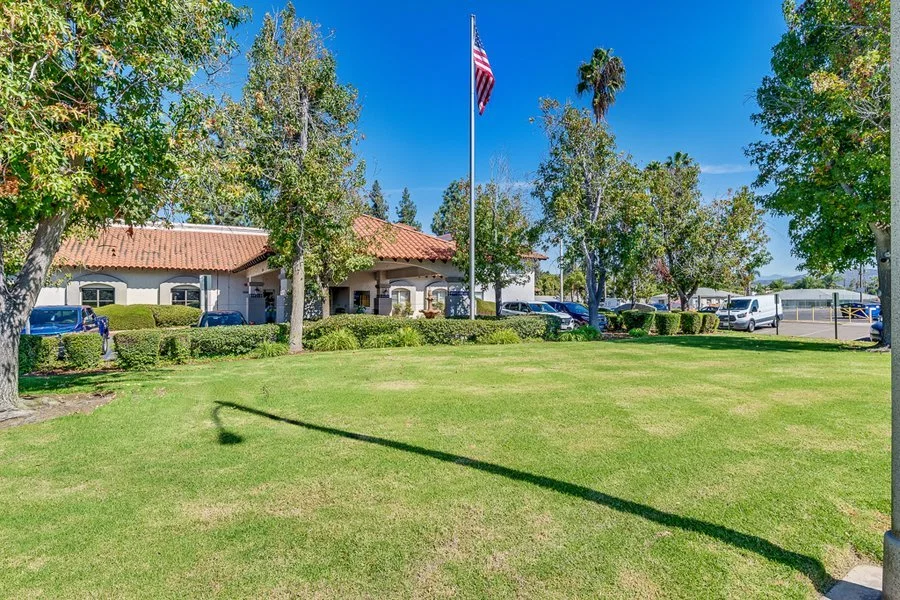 SOLSTICE SENIOR LIVING AT EL CAJON