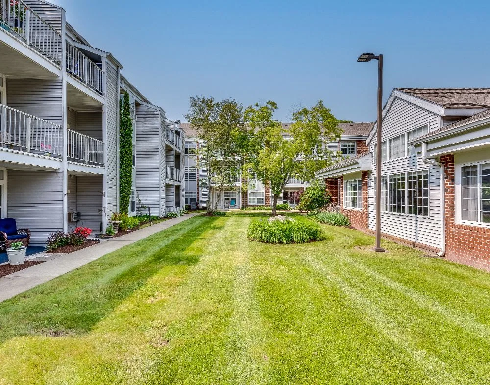 SOLSTICE SENIOR LIVING AT GROTON